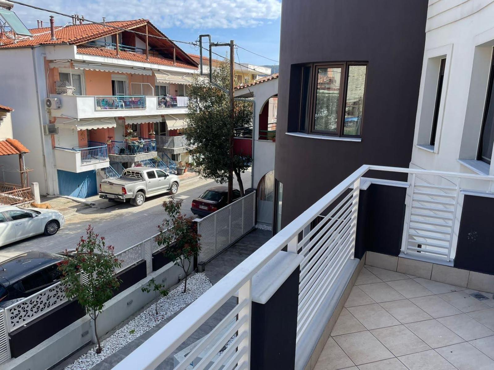 Aretousa - Center Luxury Suites 1 Néa Péramos Eksteriør bilde